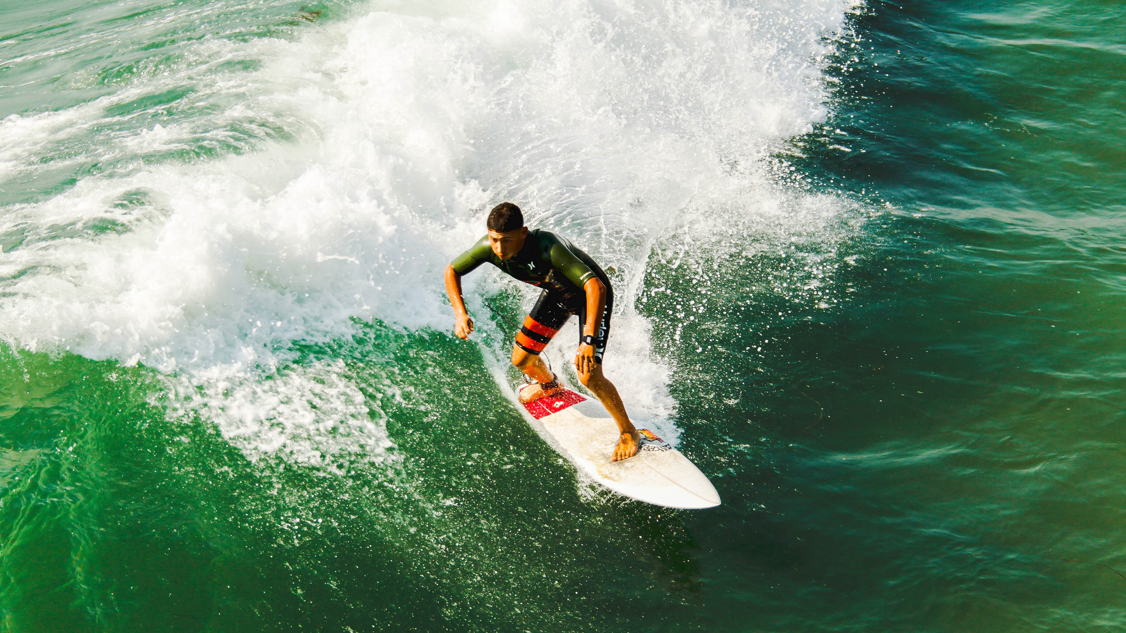 弗朗索瓦·斯图尔特：他的强硬防守助力南非队掌控比赛节奏，弗朗索瓦德尔萨特